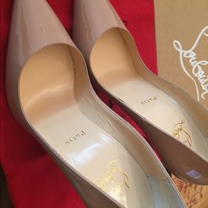 NWT So Kate Christian Louboutin pumps 37.5